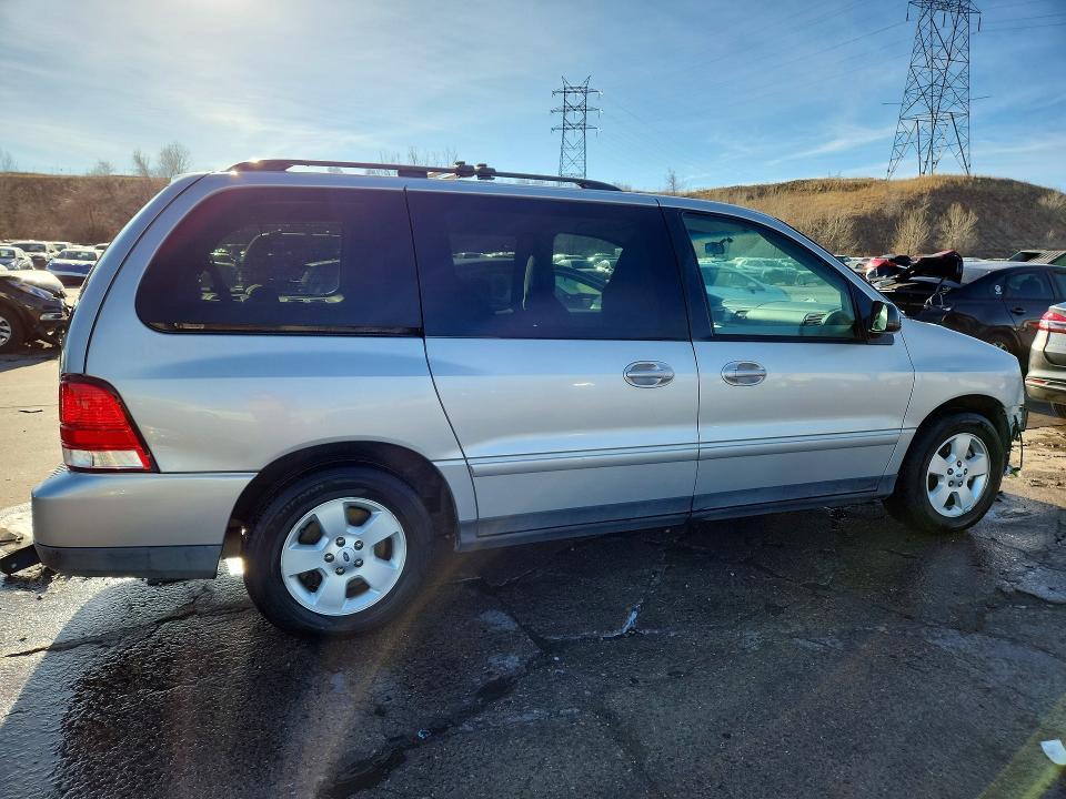 2004 Ford Freestar ses