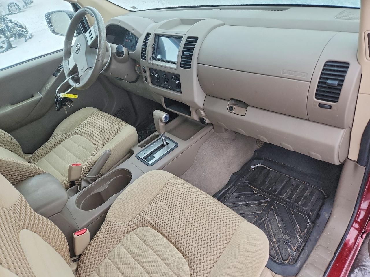 2008 Nissan Frontier King cab le