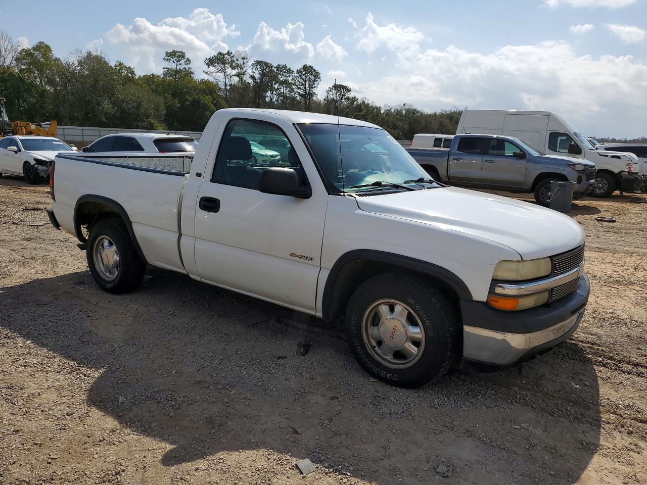 2000 Chevrolet Silverado C1500