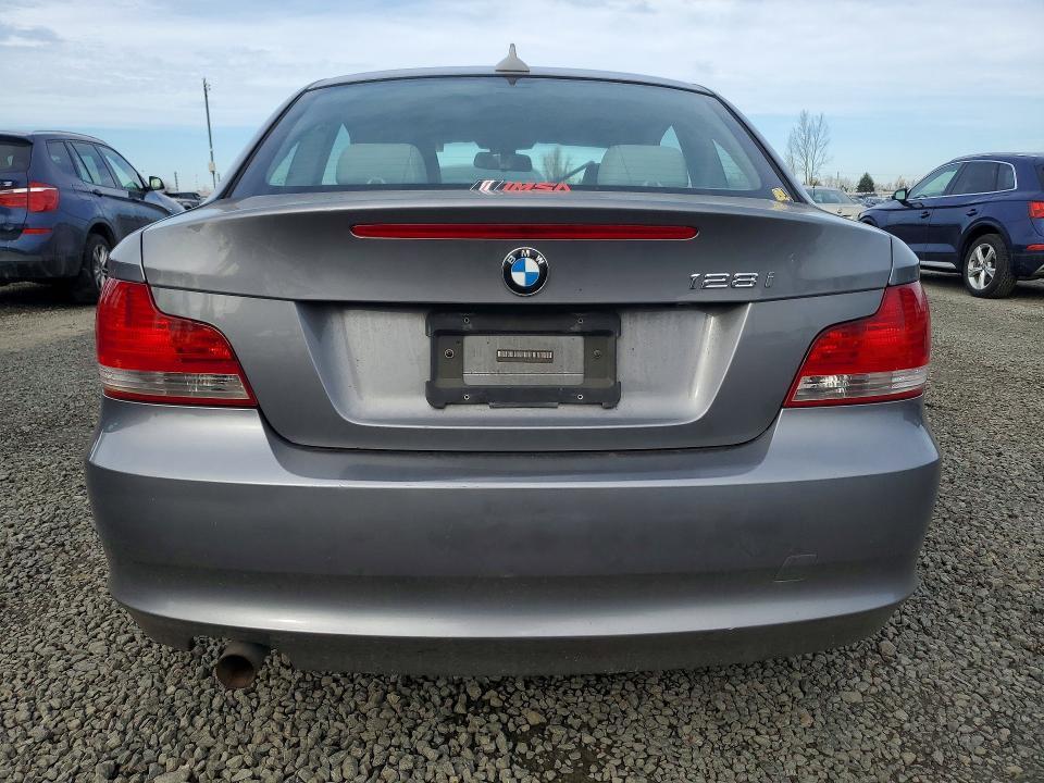 2009 BMW 128 i