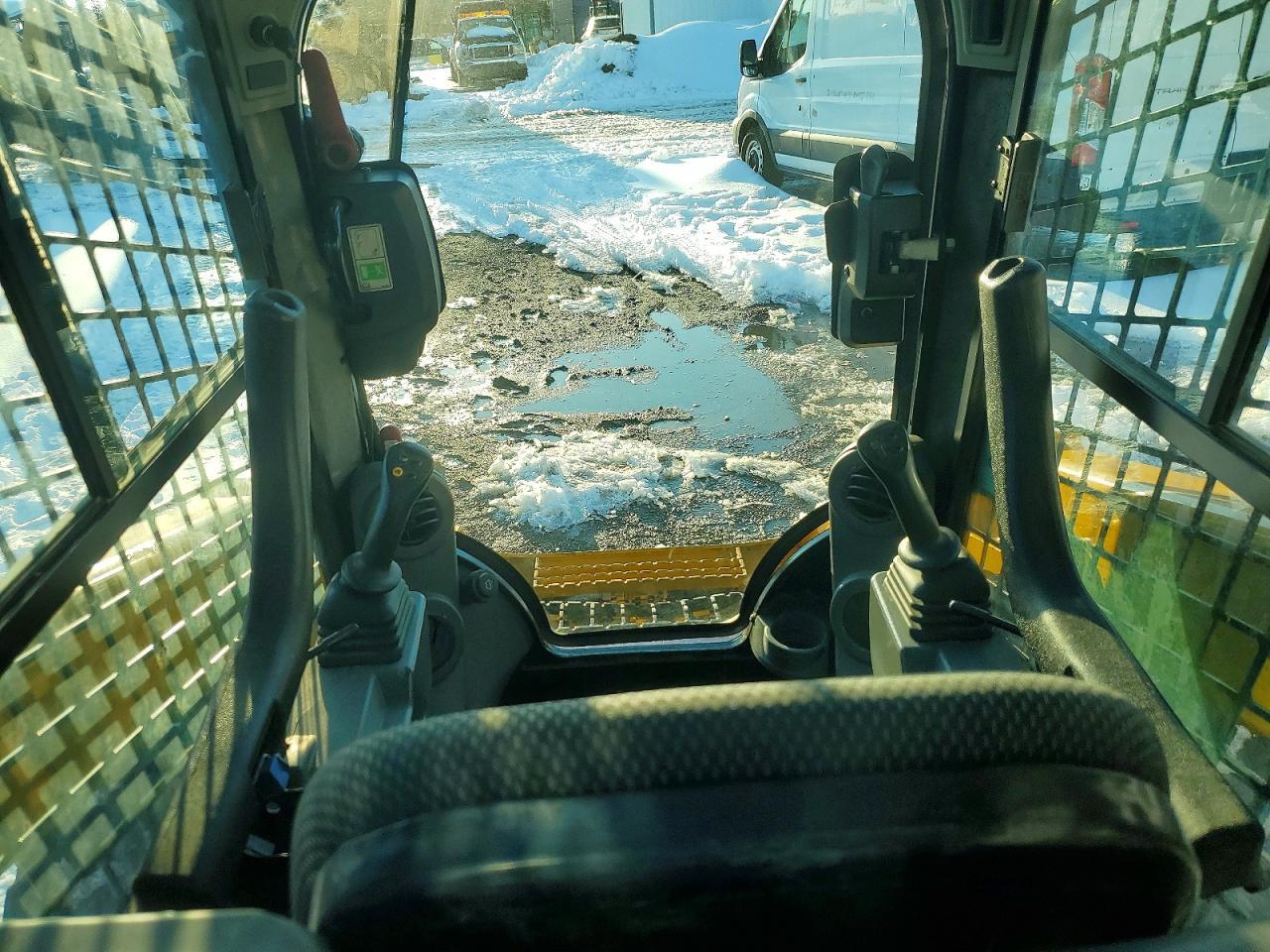 2021 Caterillar 2021 Caterpillar 272D3 Skid Steer Loader