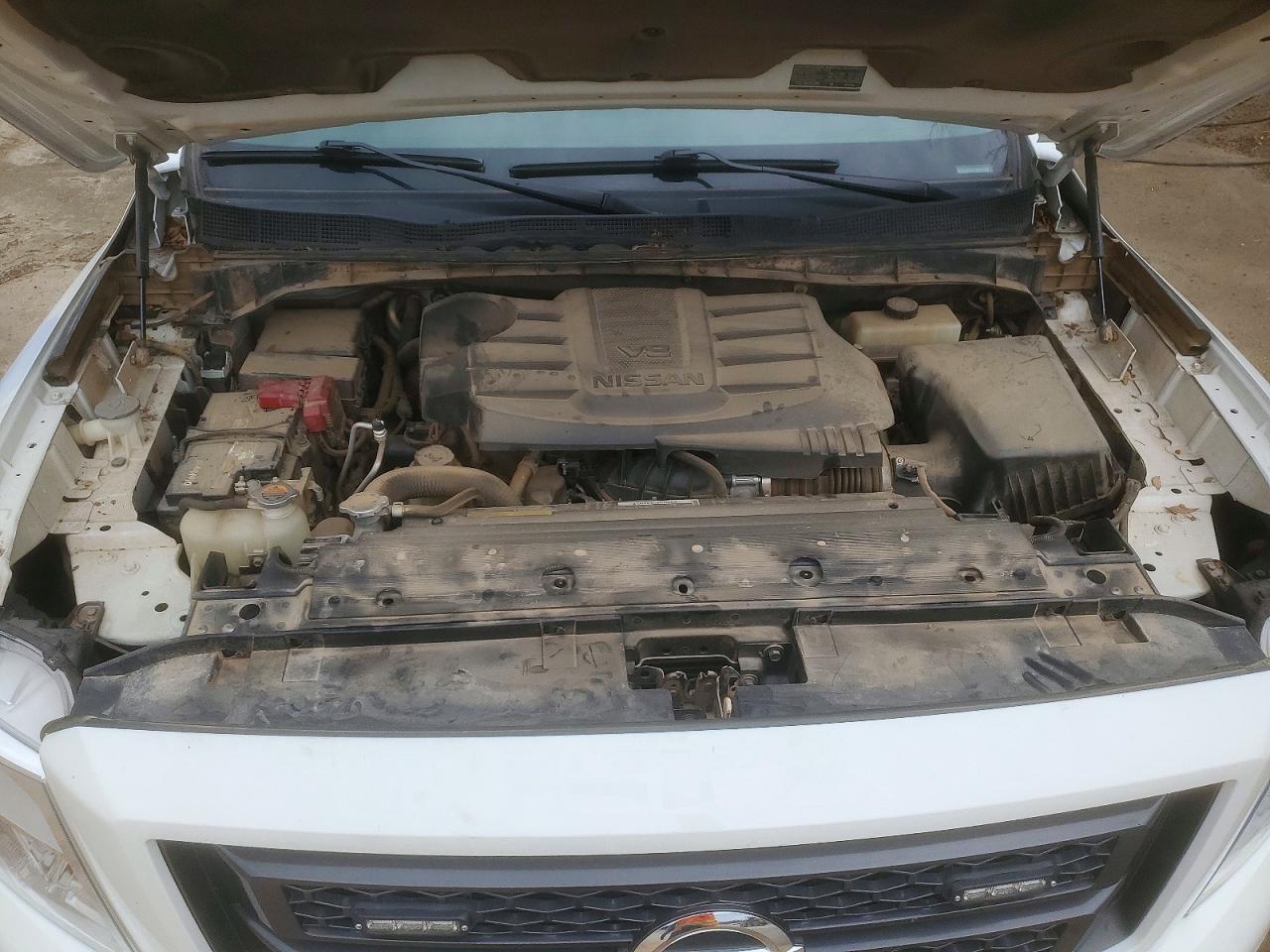 2022 Nissan Titan s