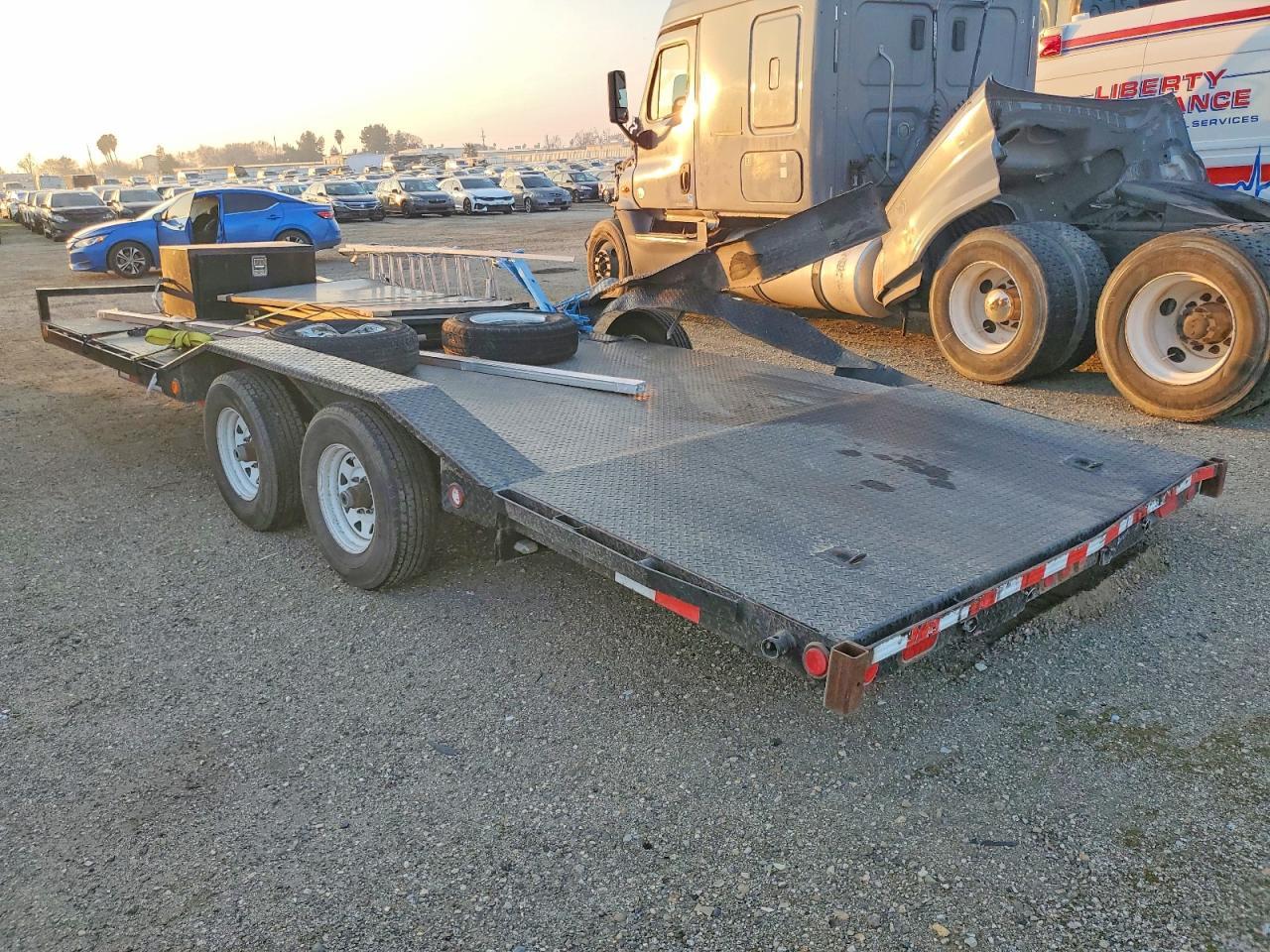 2016 Pjmfg 2016 PJ Equipment Trailer