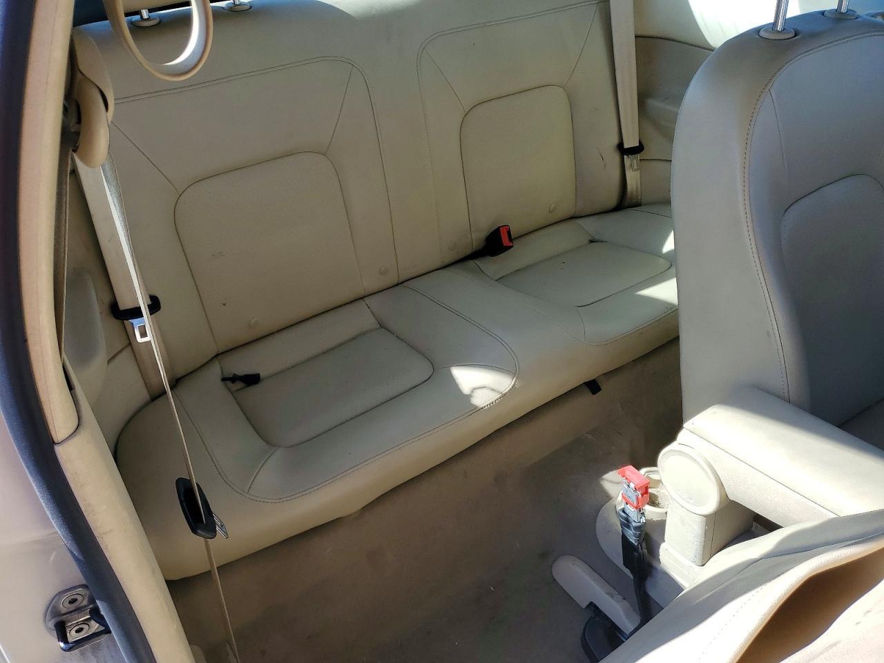 2008 Volkswagen New Beetle s