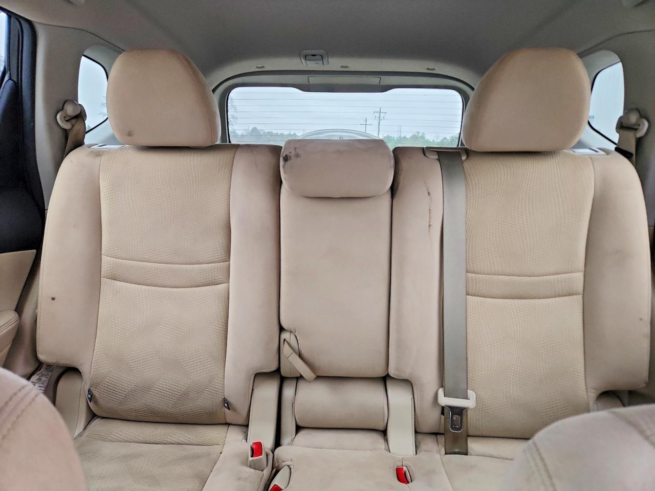 2016 Nissan Rogue s