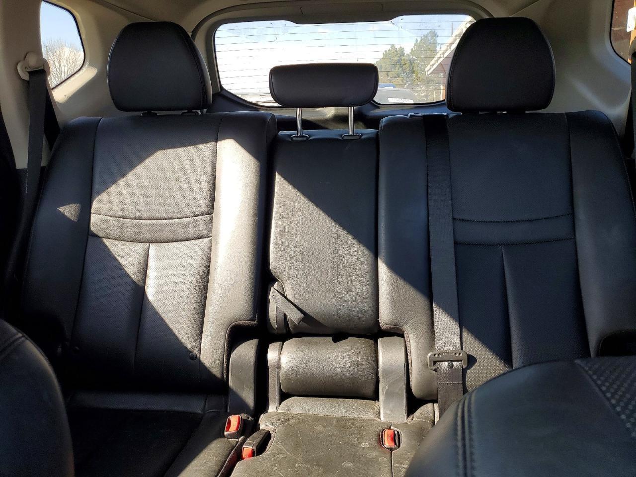 2014 Nissan Rogue s