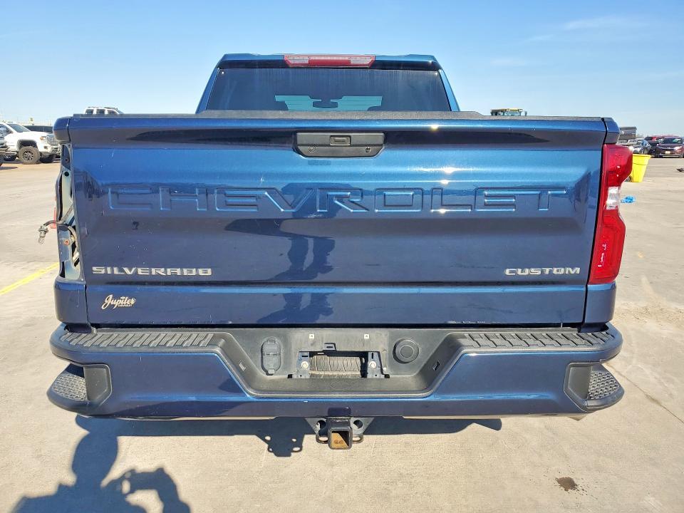 2020 Chevrolet Silverado C1500 Custom