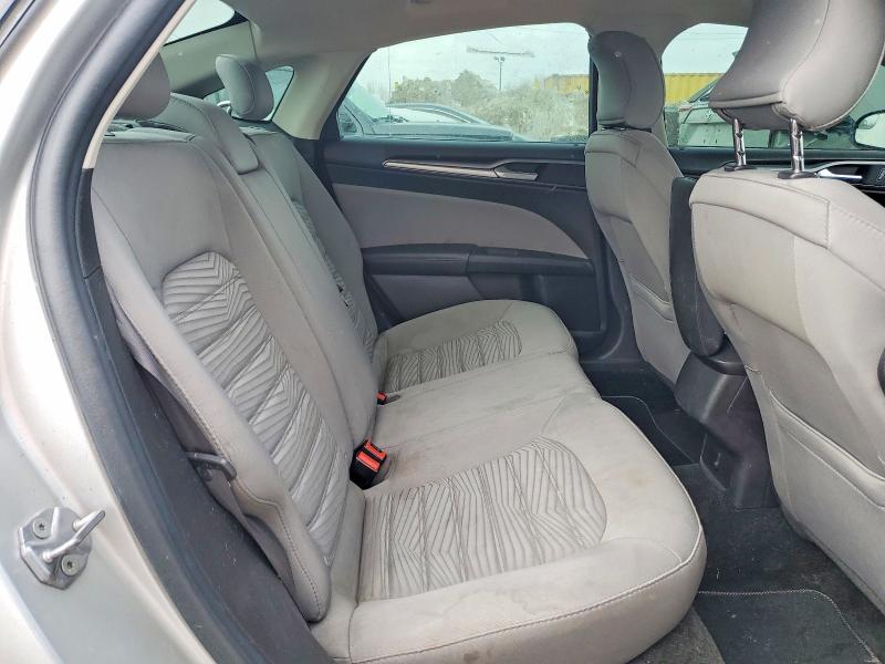 2016 Ford Fusion s