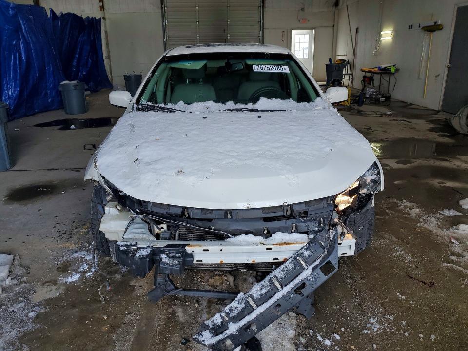 2011 Ford Fusion se