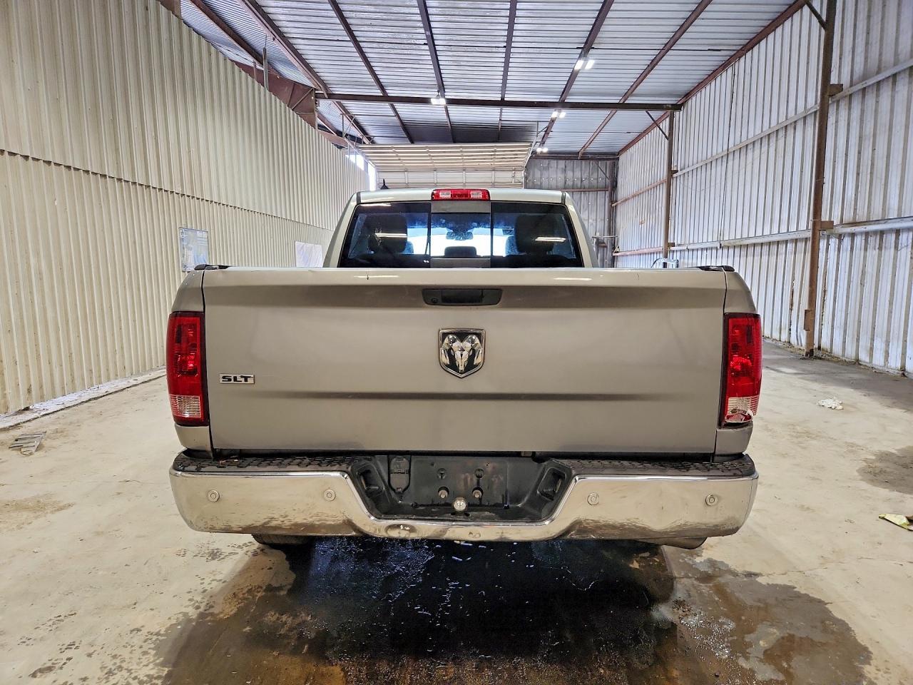 2020 Dodge RAM 1500 Classic SLT
