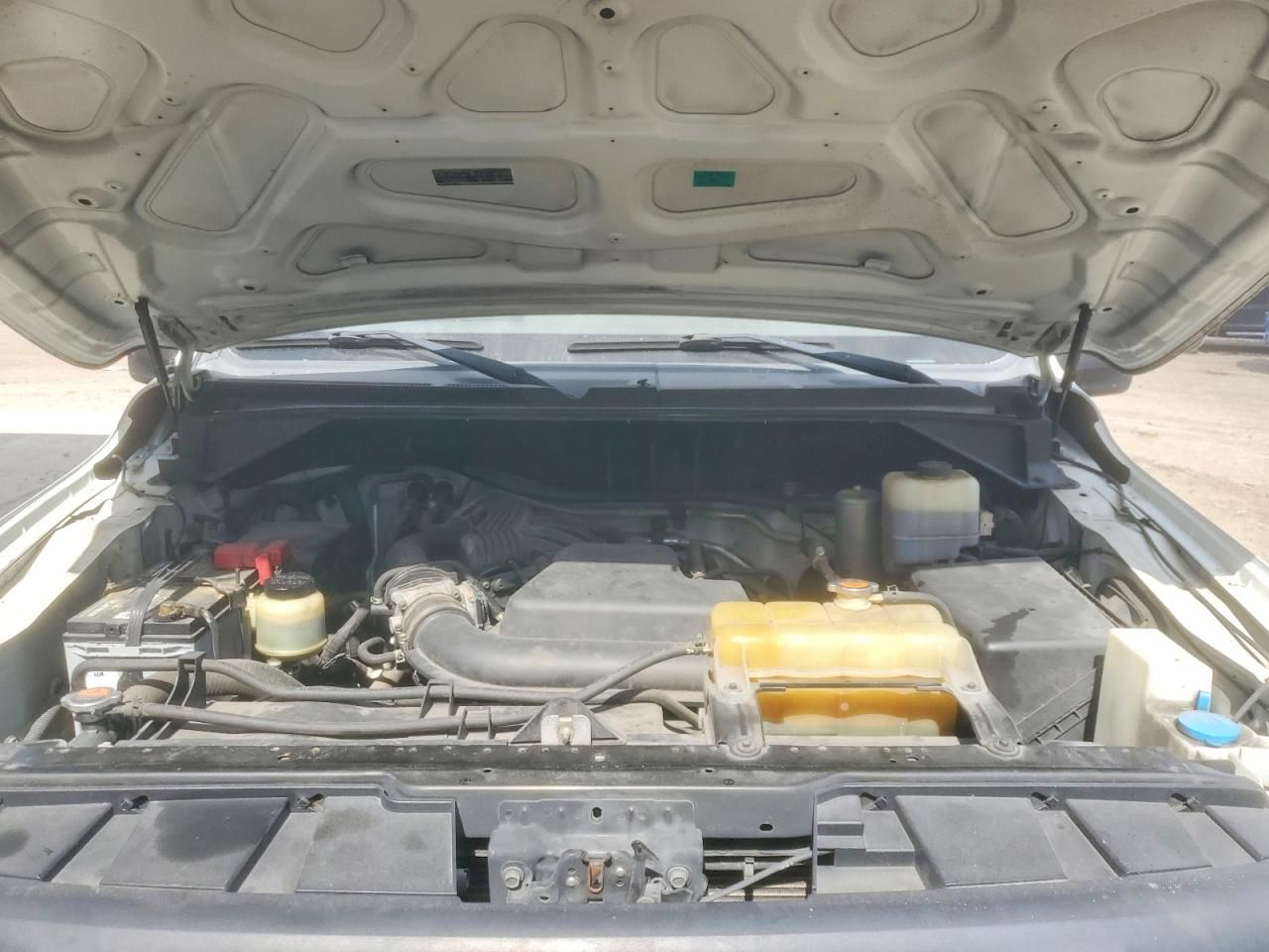 2016 Nissan NV 2500 HD SV