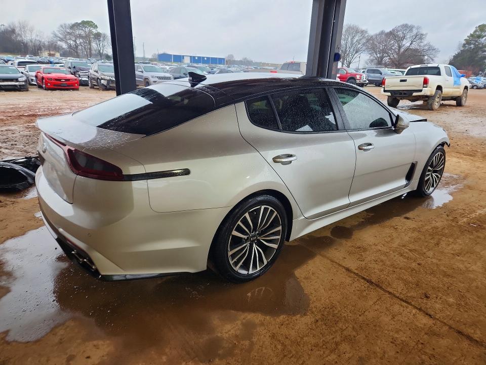 2018 KIA Stinger Premium