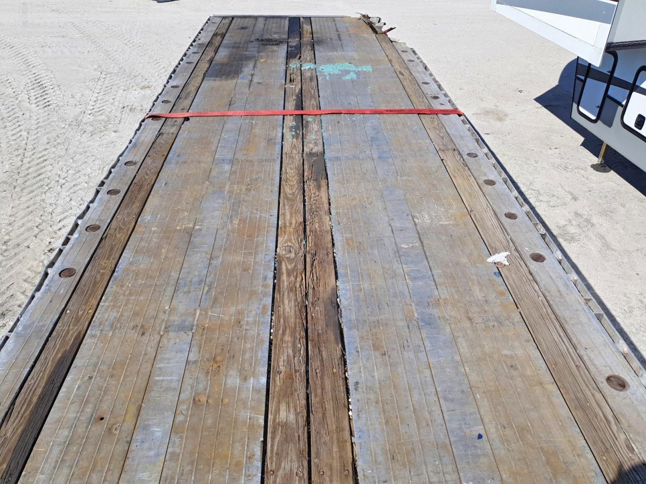 1999 Bens 1999 Flatbed Trailer