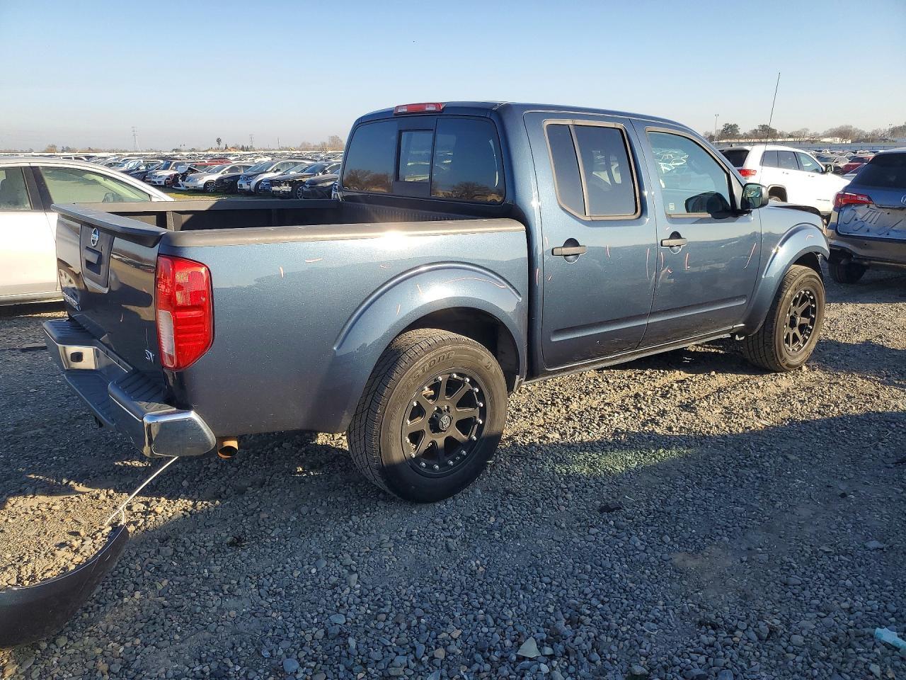 2018 Nissan Frontier s