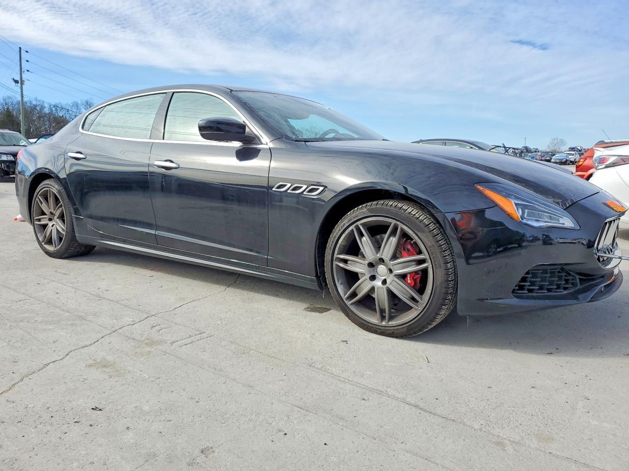 2018 Maserati Quattroporte s