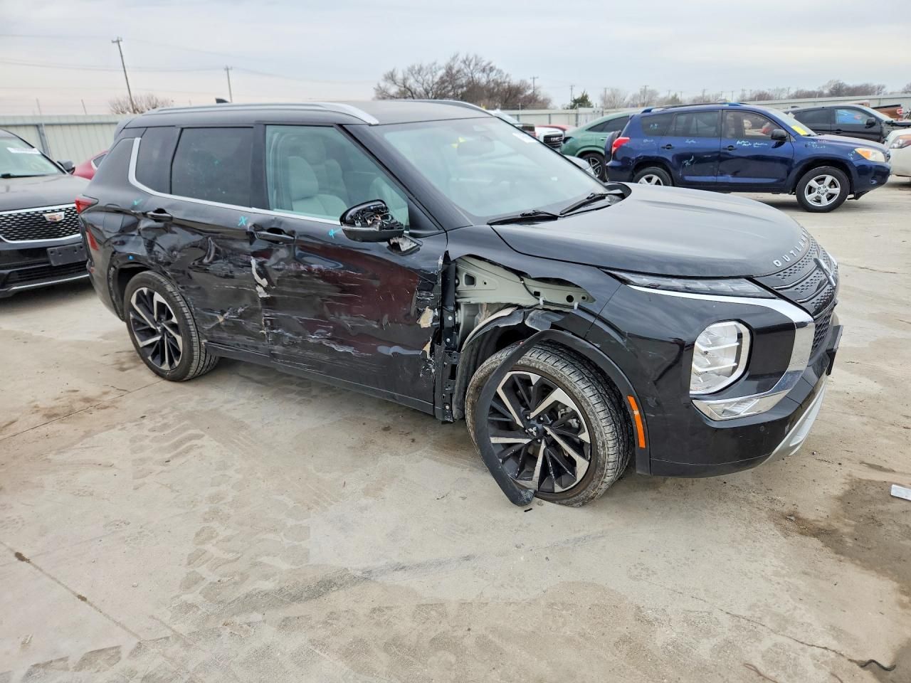 2023 Mitsubishi Outlander sel