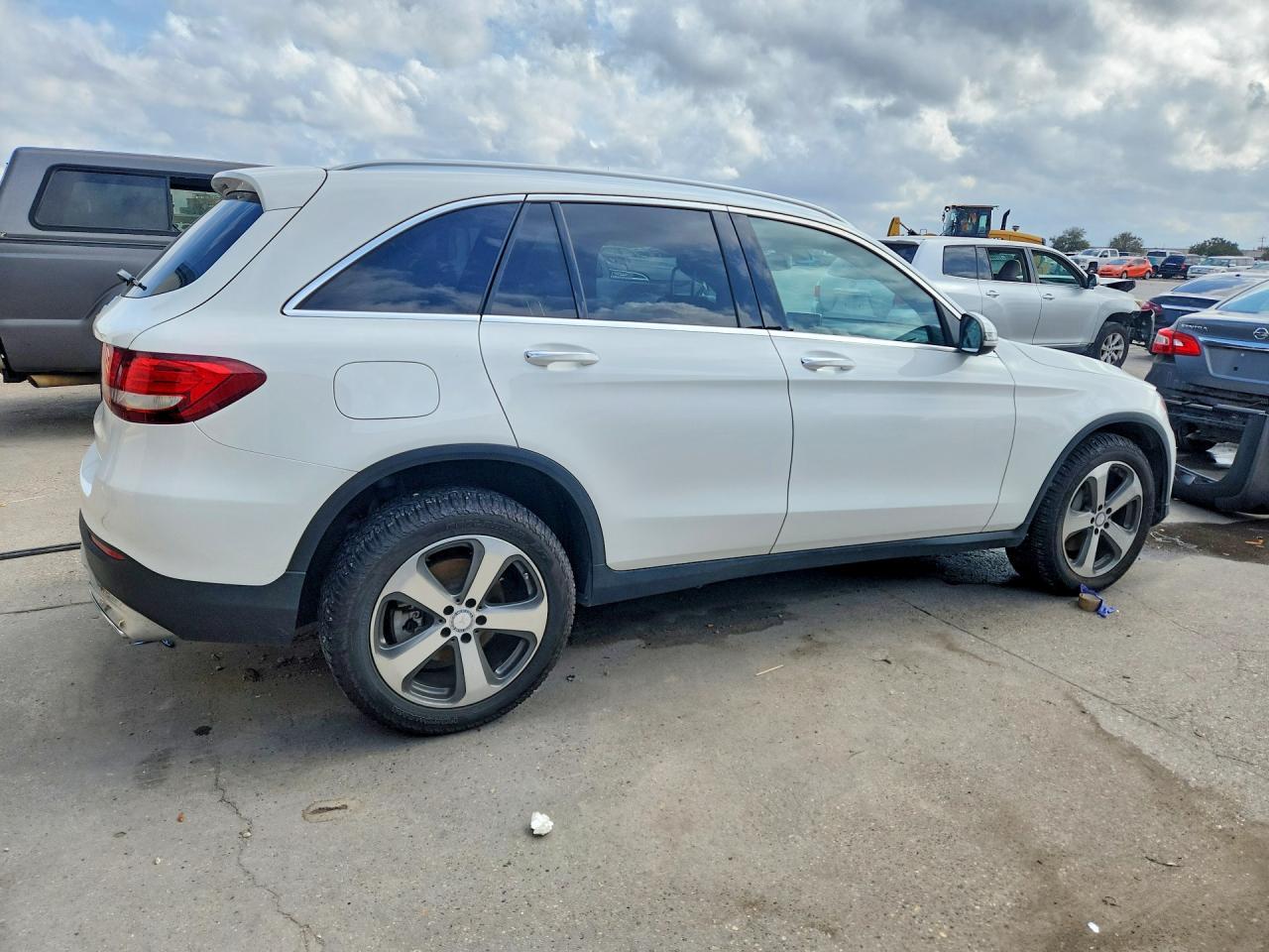 2016 Mercedes-Benz Glc 300