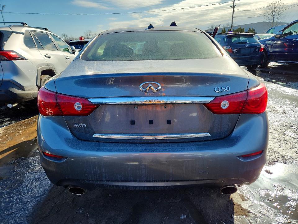 2015 Infiniti Q50 Base