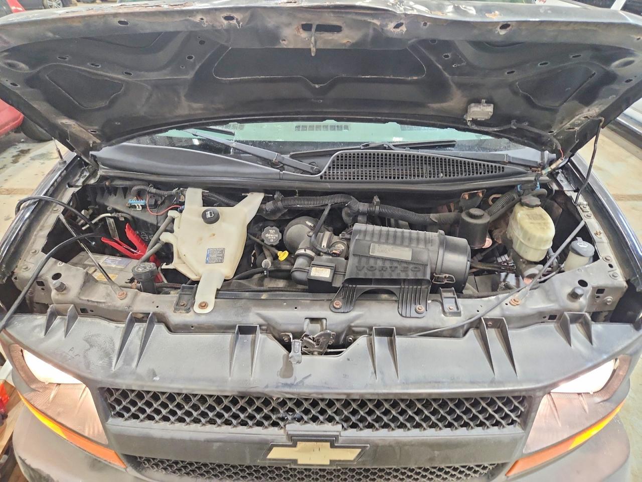 2013 Chevrolet Express G2500 ls