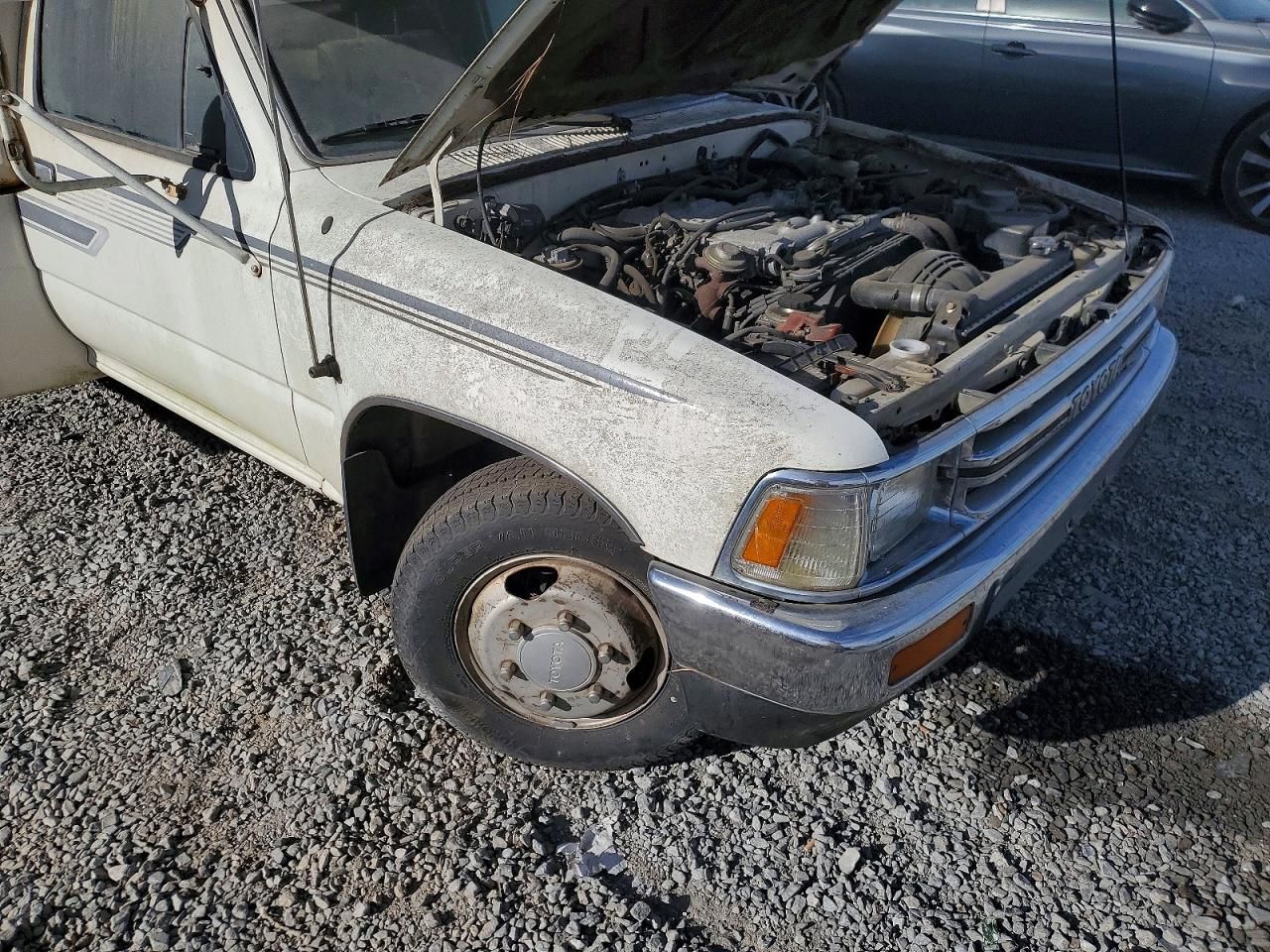 1989 Toyota Pickup Cab Chassis Super Long Wheelbase