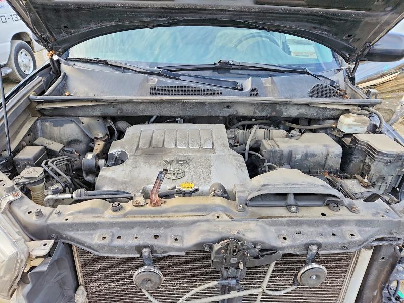 2012 Toyota Highlander Base