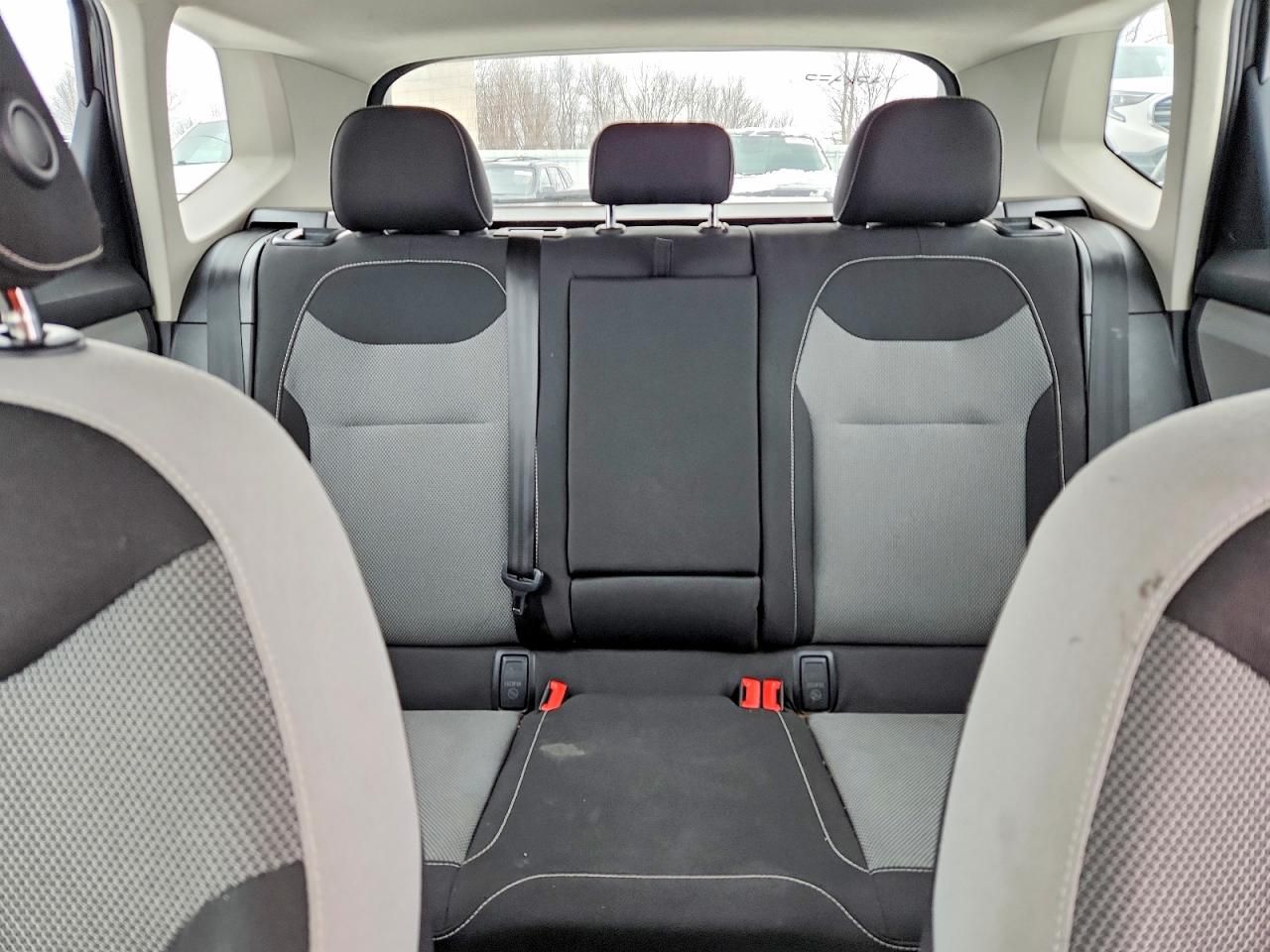 2022 Volkswagen Taos s