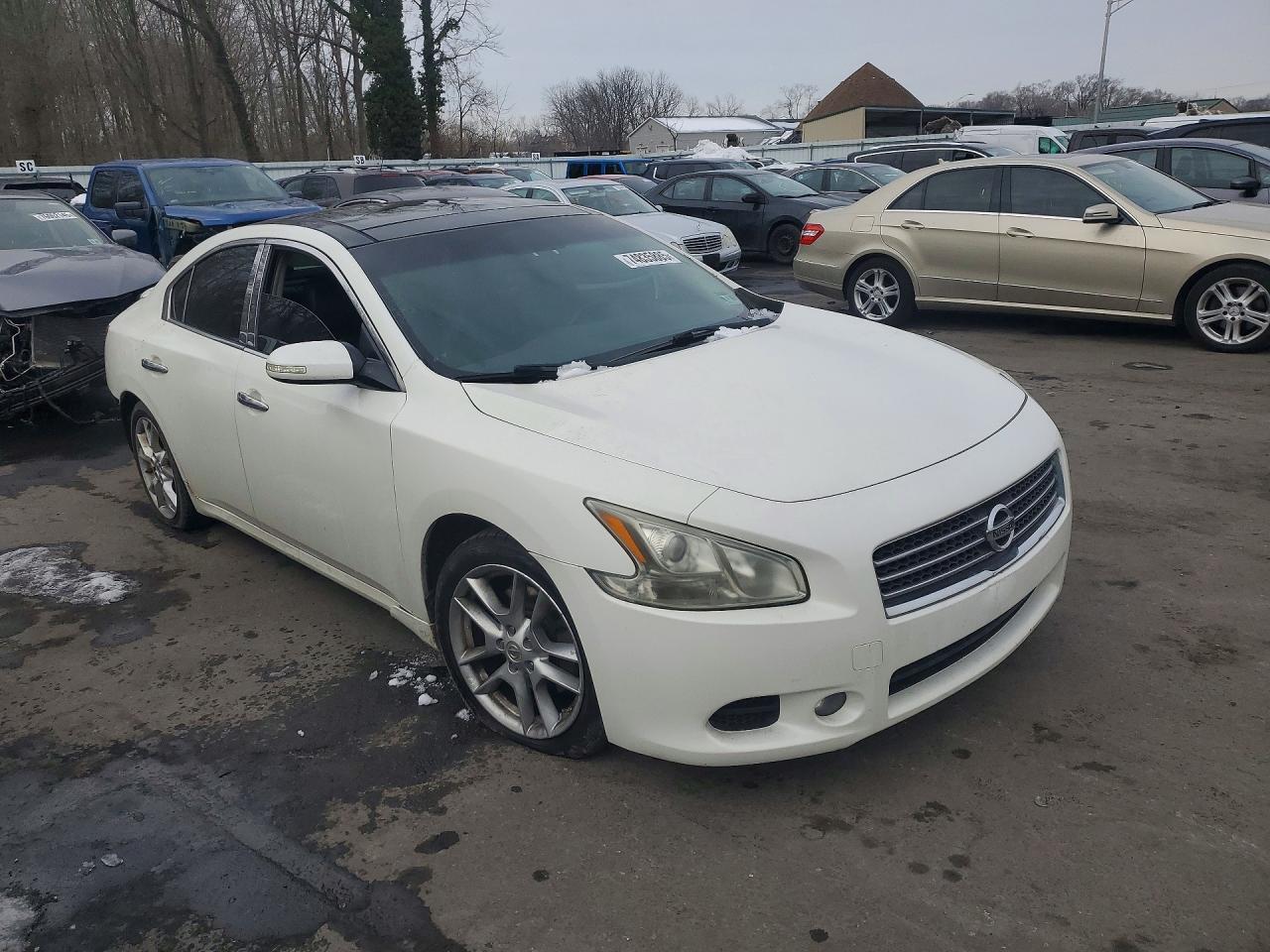 2011 Nissan Maxima s