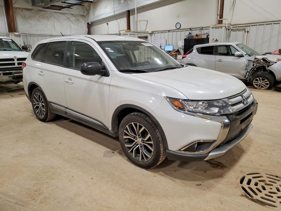 2016 Mitsubishi Outlander es