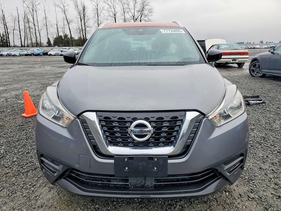 2020 Nissan Kicks sv