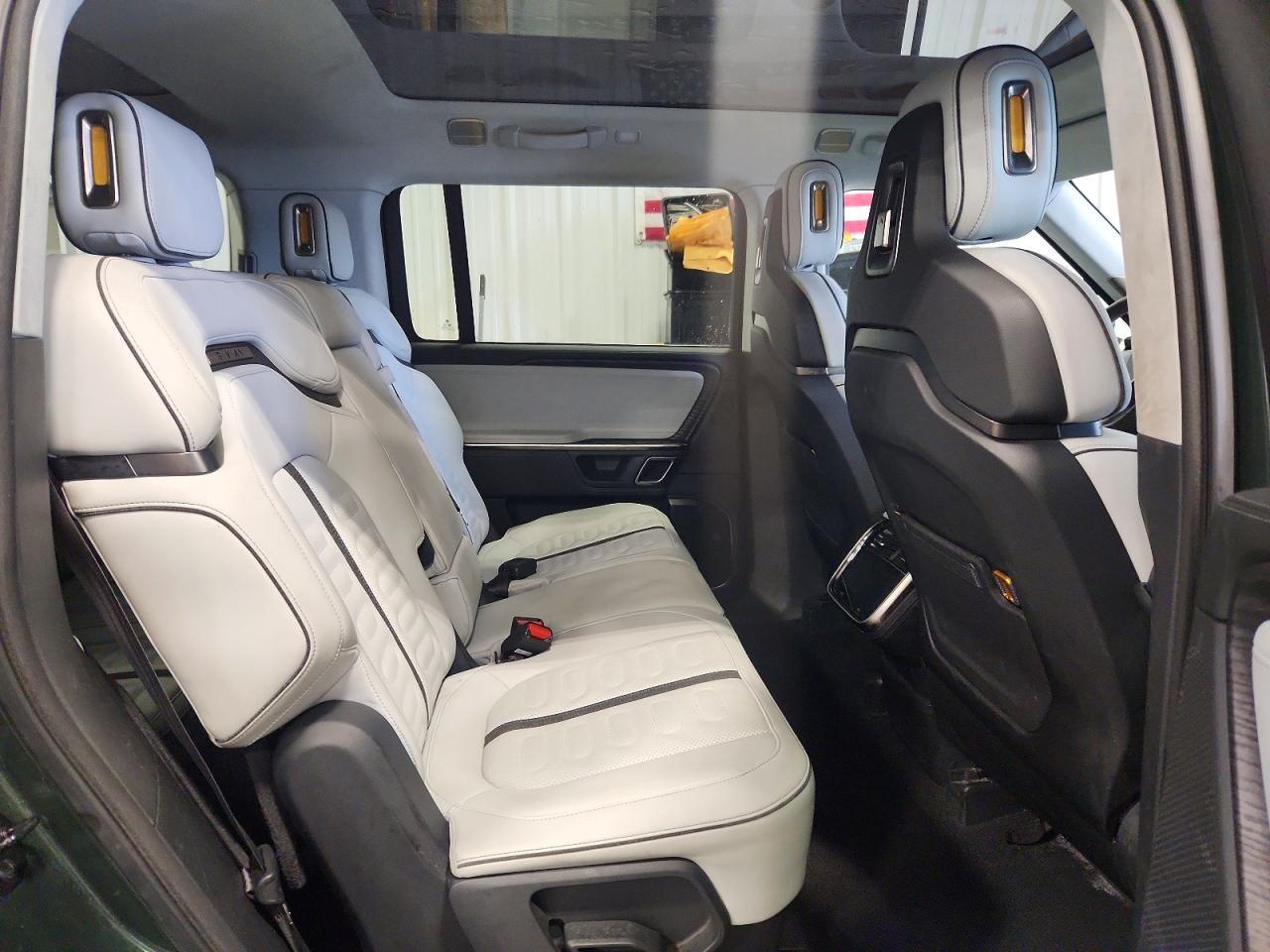 2023 Rivian R1S Launch Edition