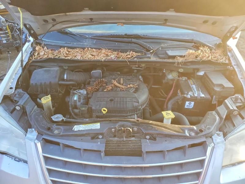 2010 Chrysler Town & Country Touring