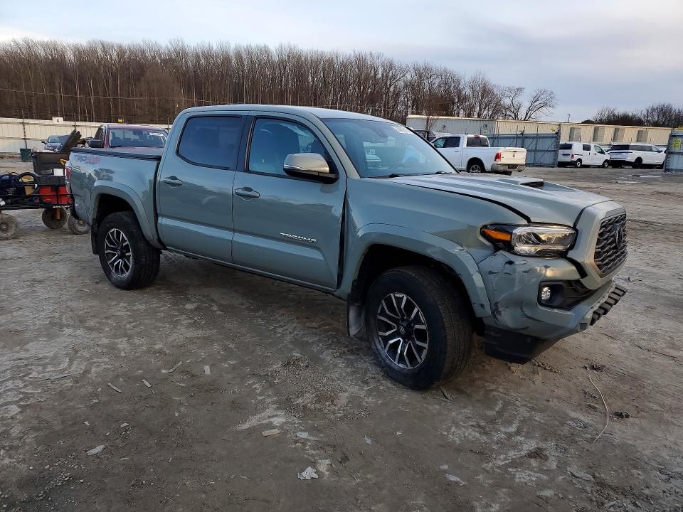 2022 Toyota Tacoma trd Sport