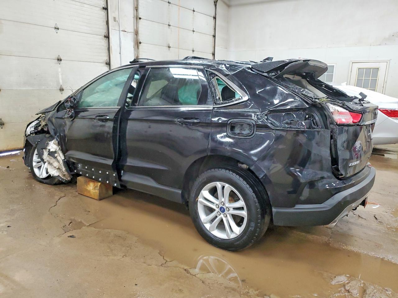 2020 Ford Edge sel