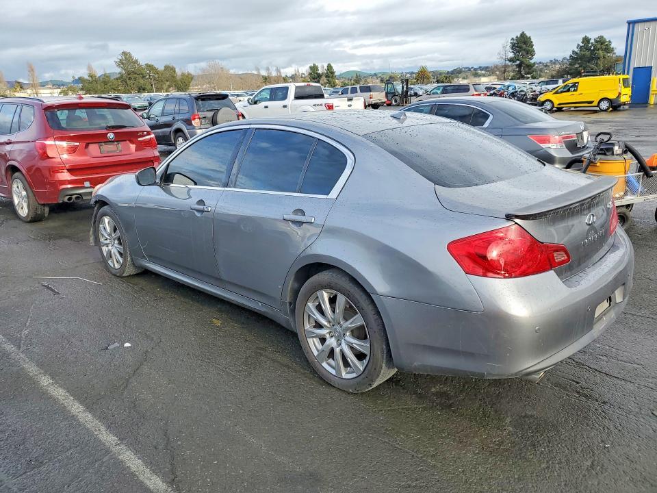 2010 Infiniti G37
