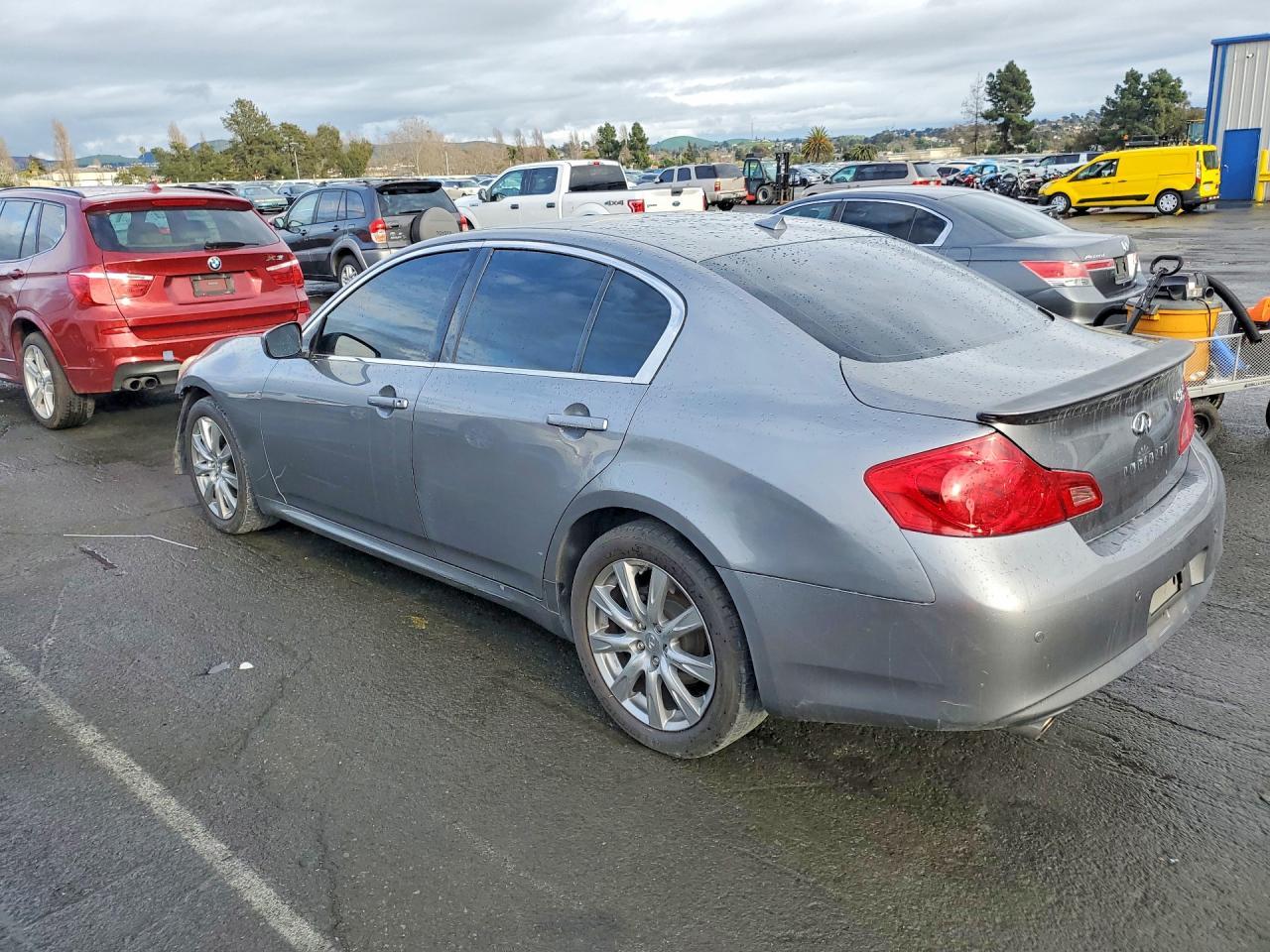 2010 Infiniti G37
