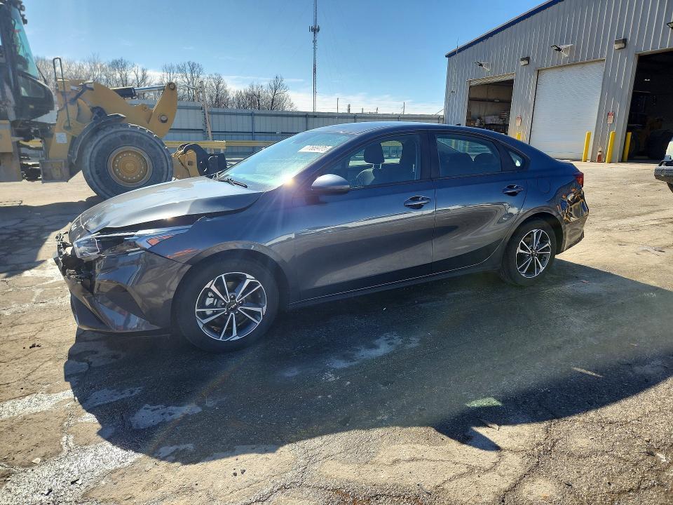 2022 KIA Forte fe