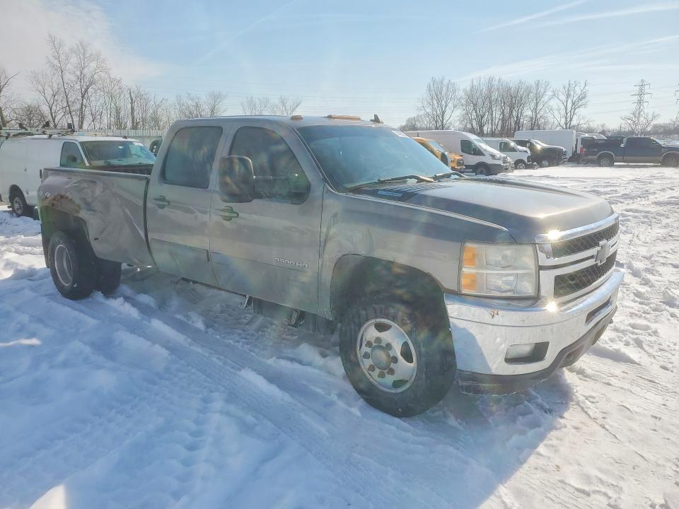 2013 Chevrolet Silverado K3500 ltz