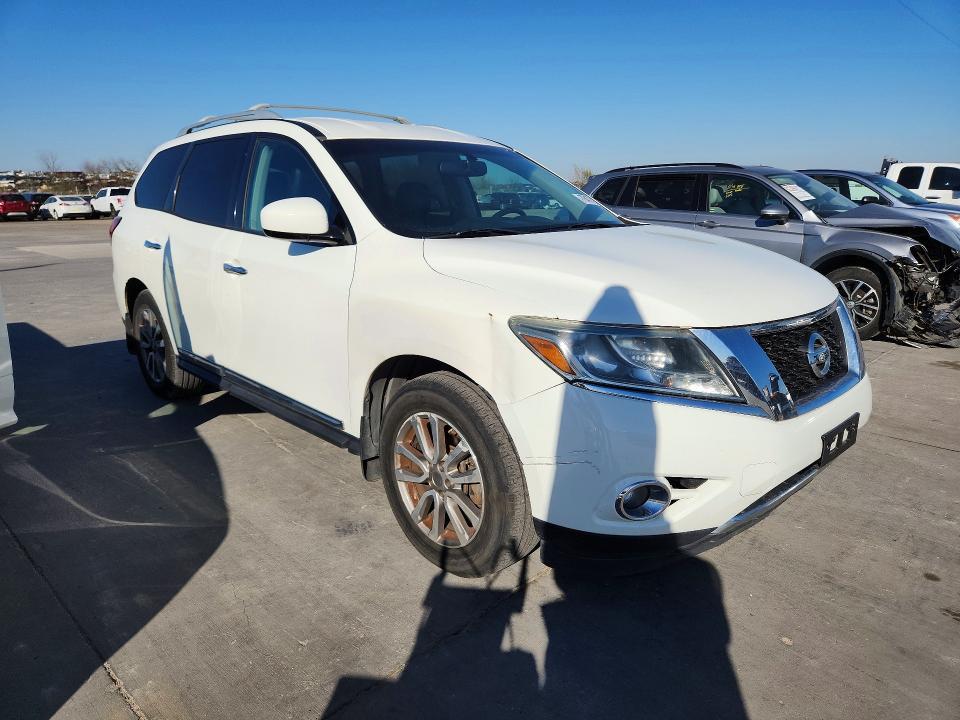 2015 Nissan Pathfinder sl