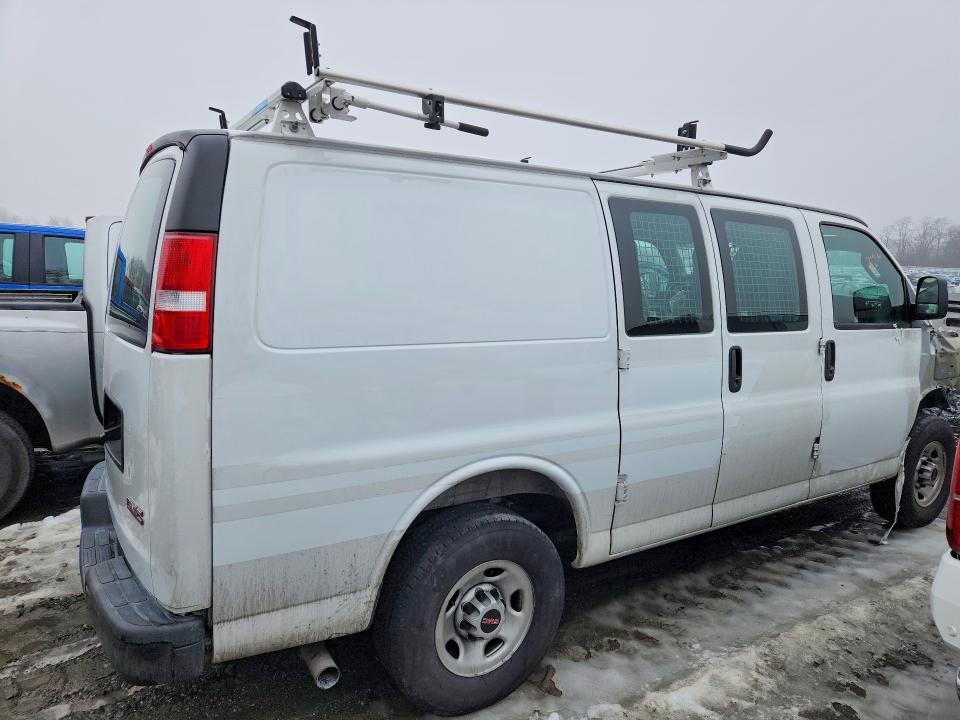 2025 GMC Savana G3500
