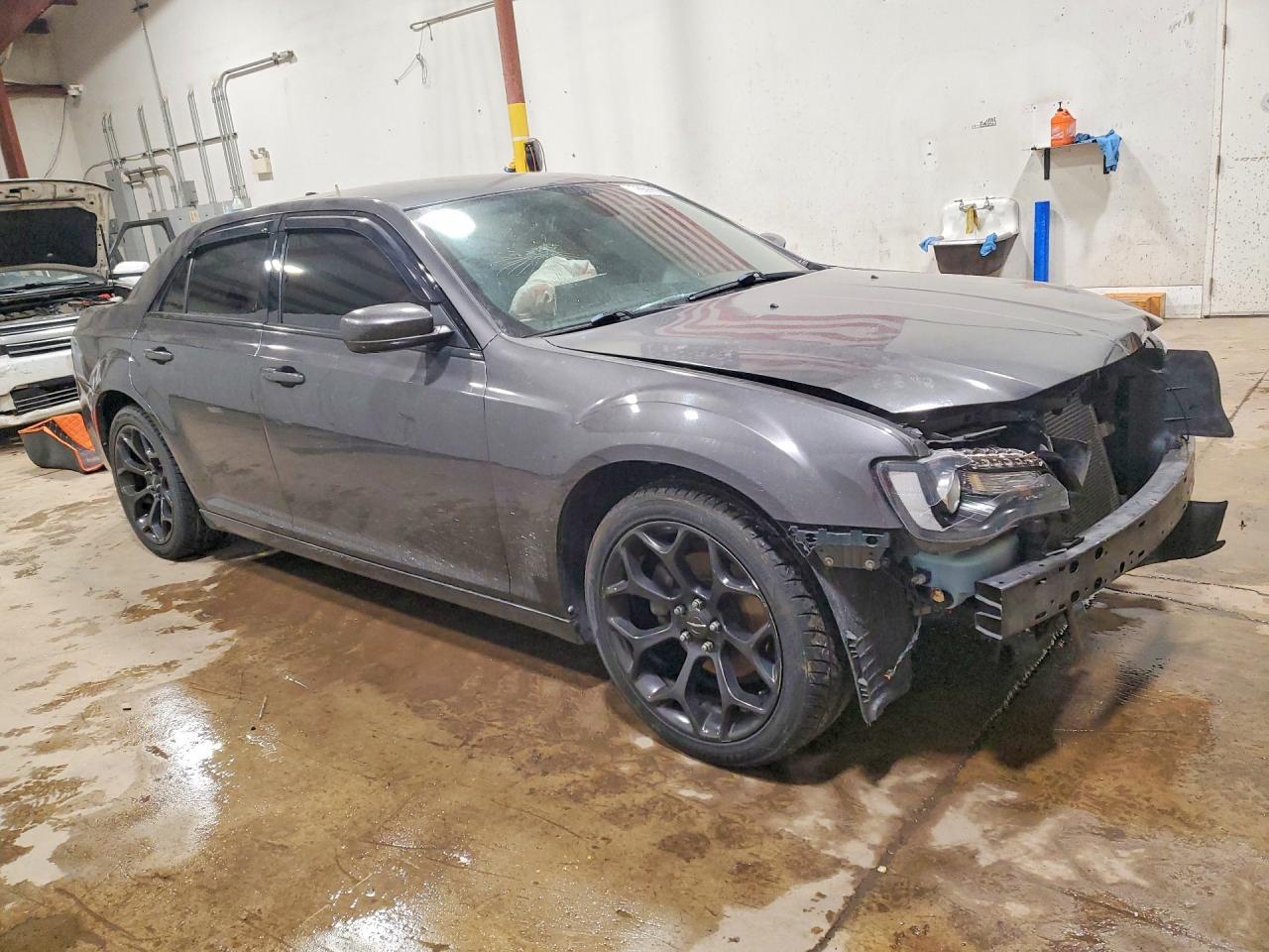 2019 Chrysler 300 s