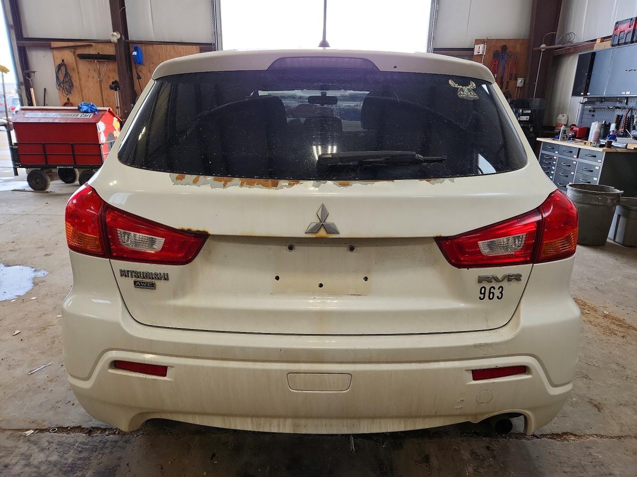 2011 Mitsubishi Rvr se