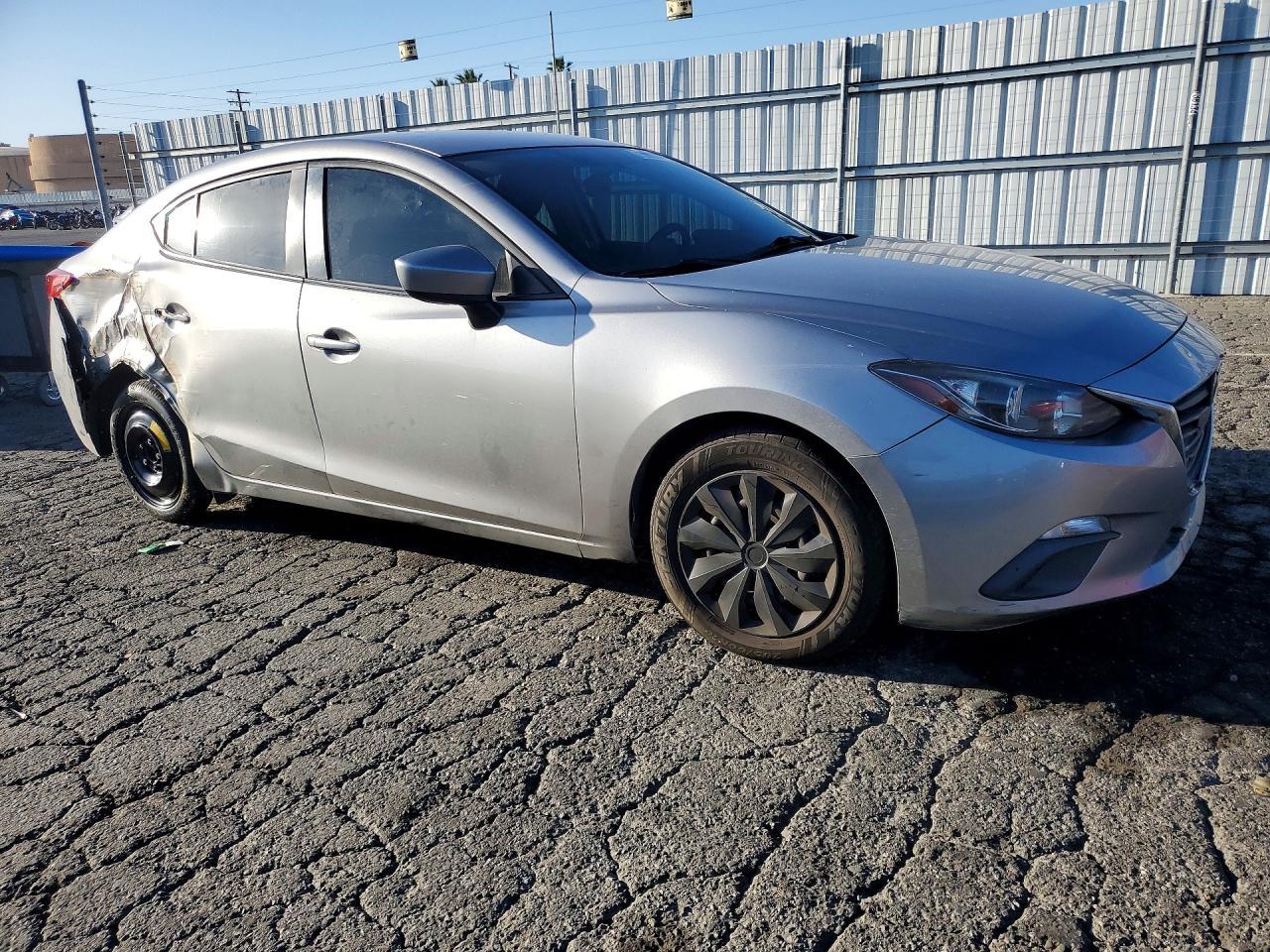 2015 Mazda 3 Sport