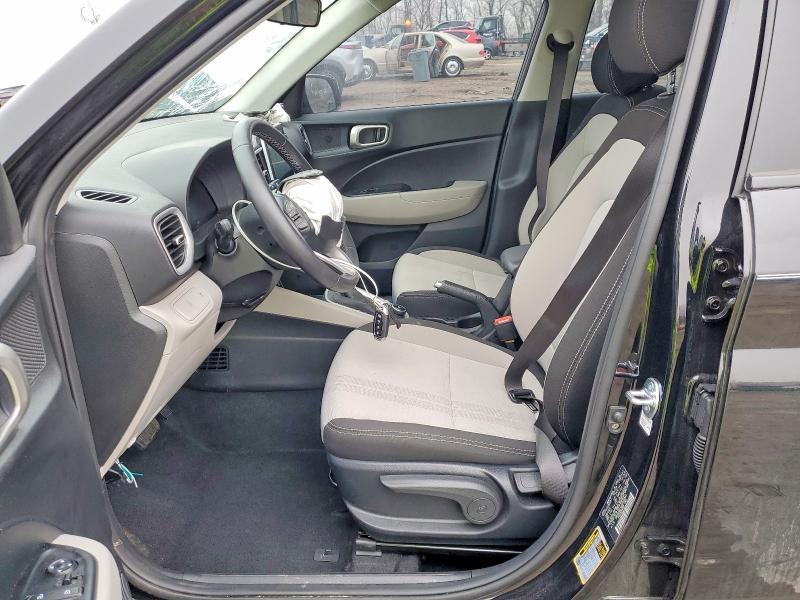 2025 Hyundai Venue sel