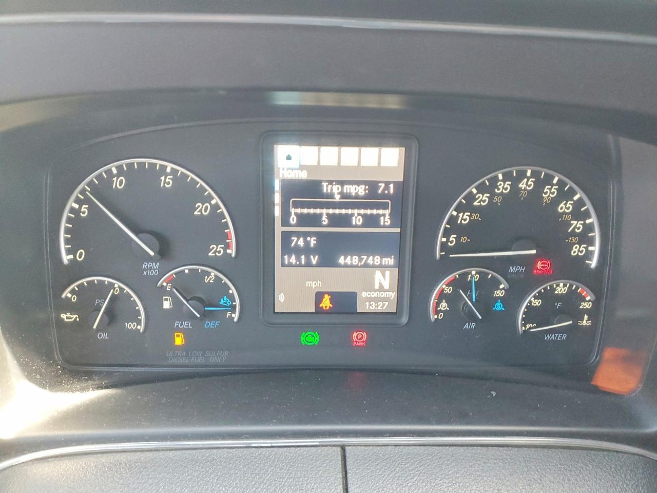 2023 Freigliner 2023 Freightliner Cascadia 126 Semi Truck