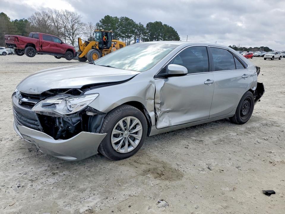 2017 Toyota Camry le