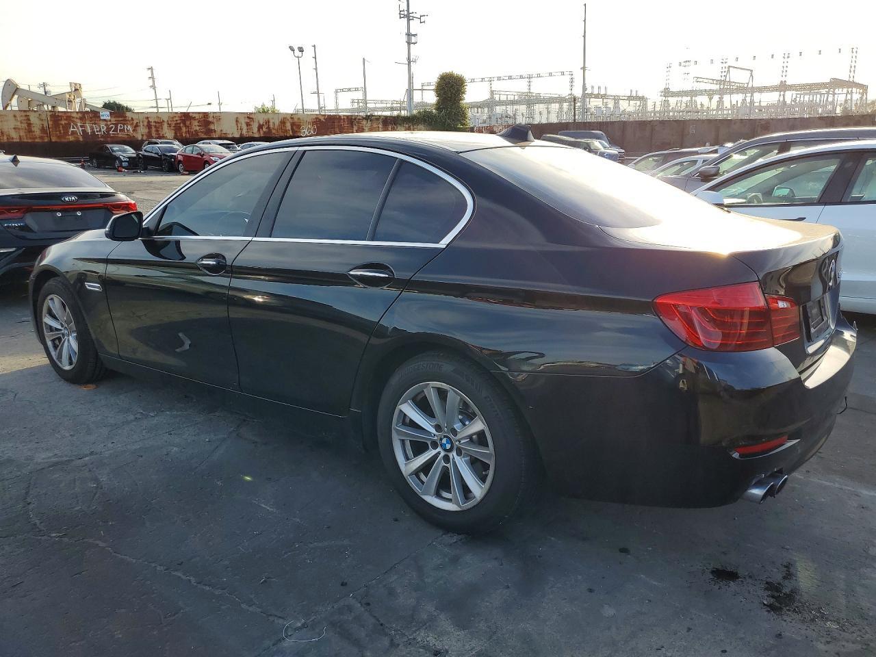 2016 BMW 528 i