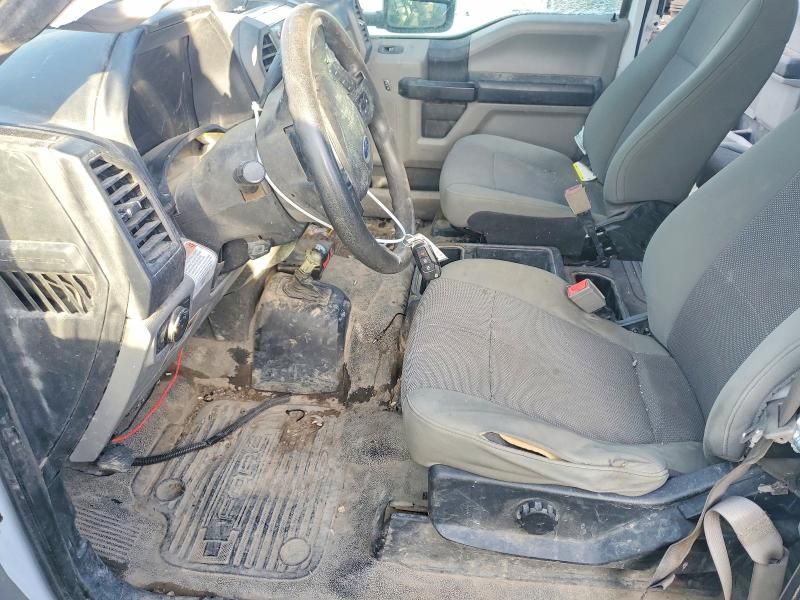 2017 Ford F550 Super Duty Bucket Truck