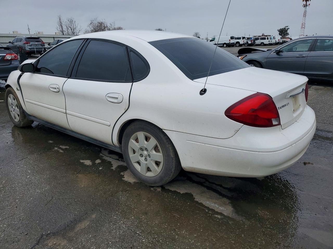 2000 Ford Taurus lx