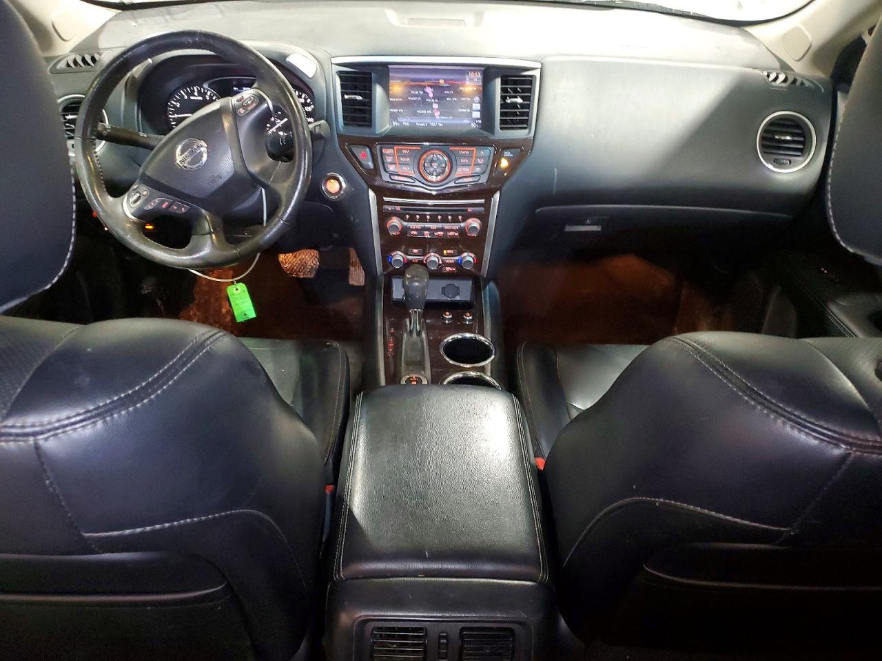 2015 Nissan Pathfinder s