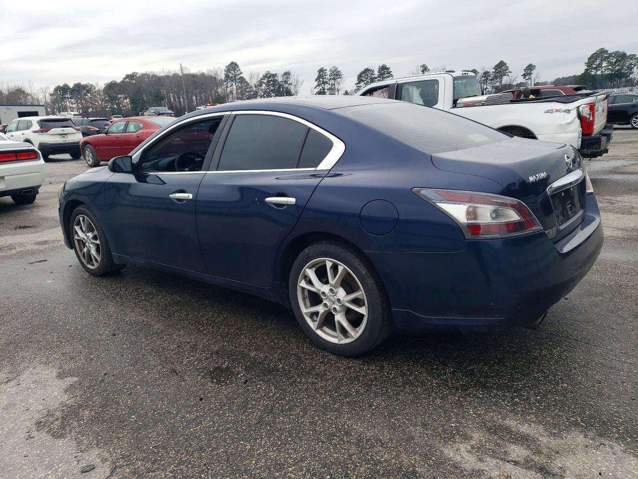 2013 Nissan Maxima s